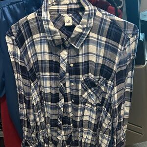 GAP Men's Navy and White Checkered Shirt